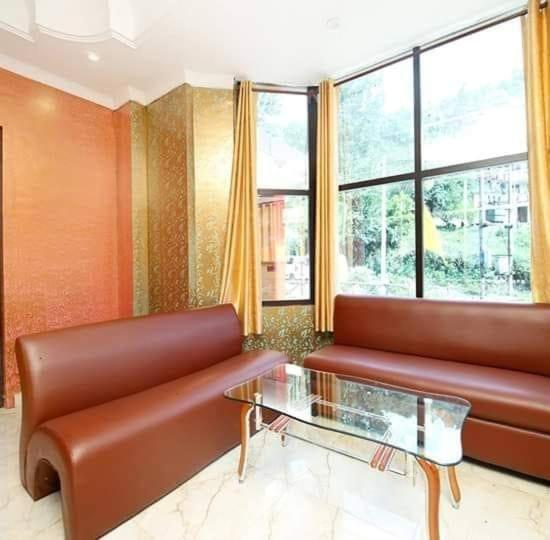 Hotel Alpine View Sarāhan 外观 照片
