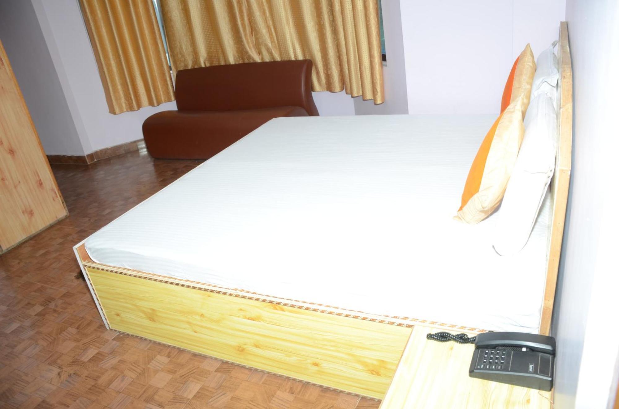 Hotel Alpine View Sarāhan 外观 照片