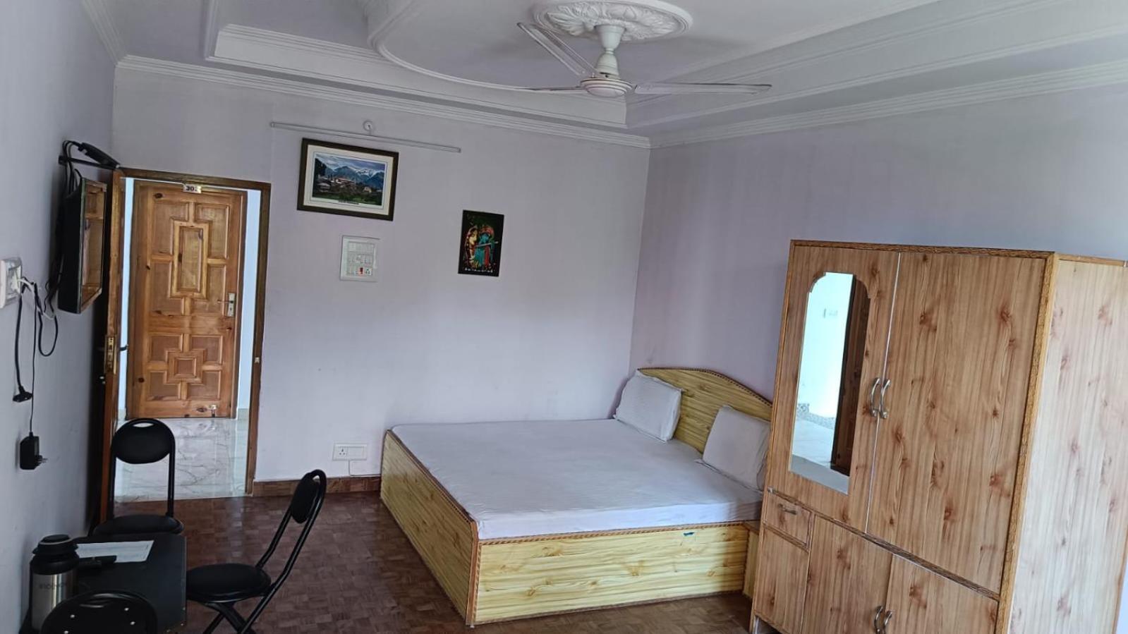Hotel Alpine View Sarāhan 外观 照片