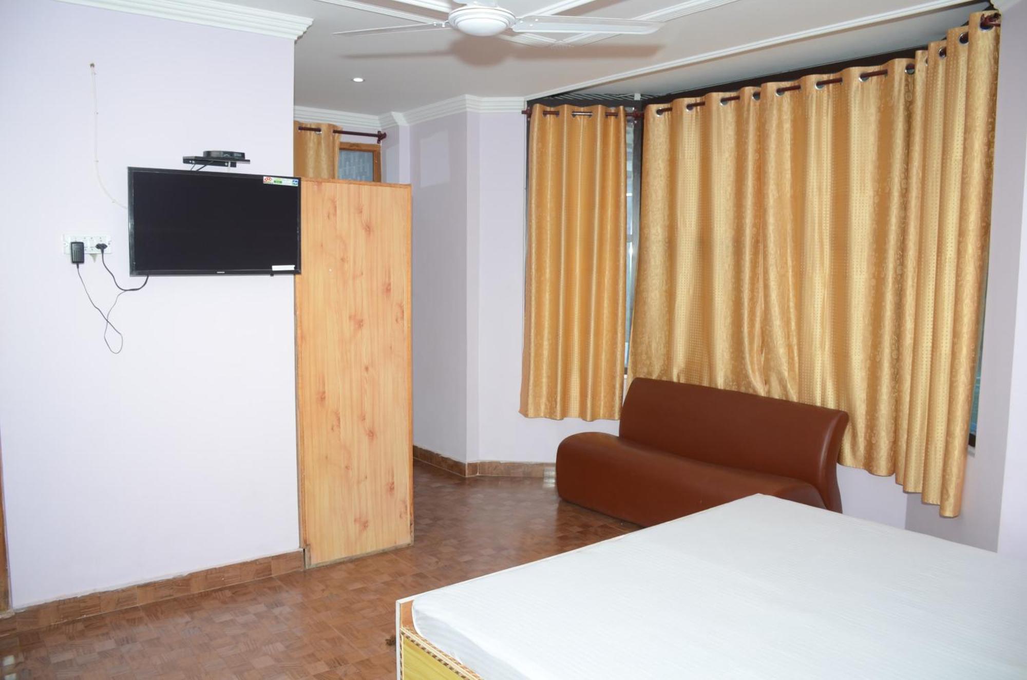 Hotel Alpine View Sarāhan 外观 照片